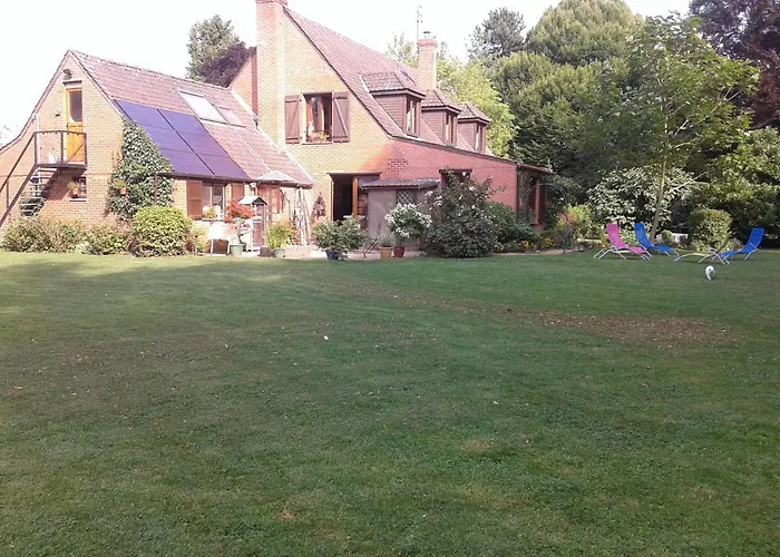 D'hôtes élevage' Chemin Noir Couette-café 3*